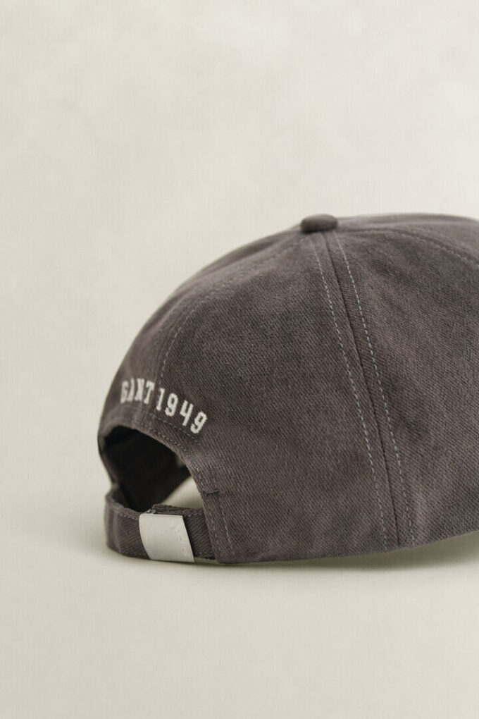 G Badge Cap