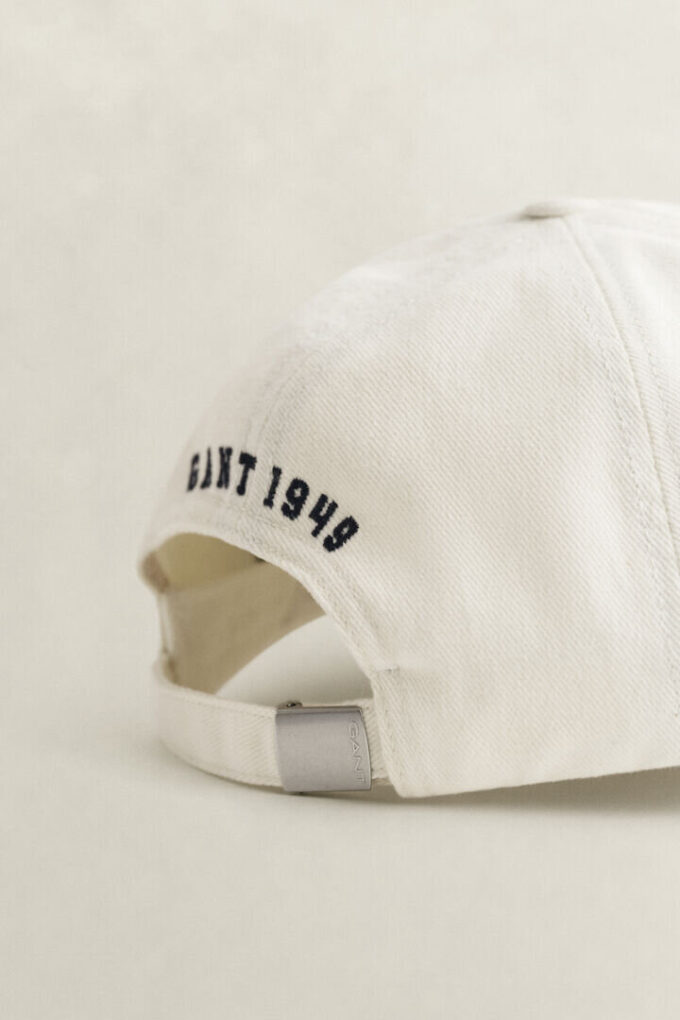 G Badge Cap