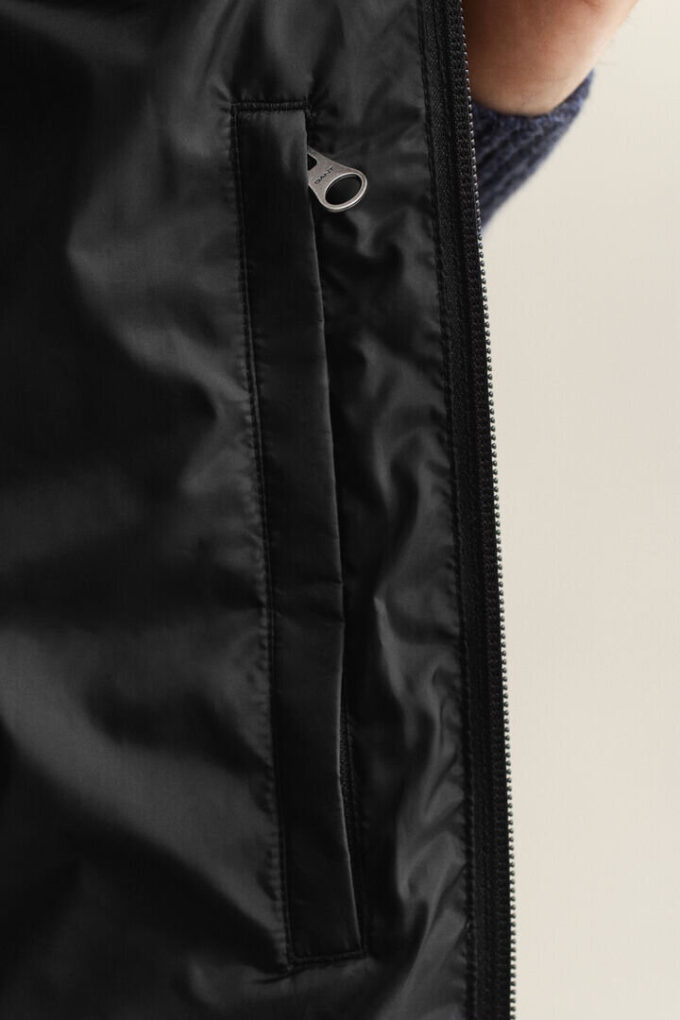 Light Down Vest