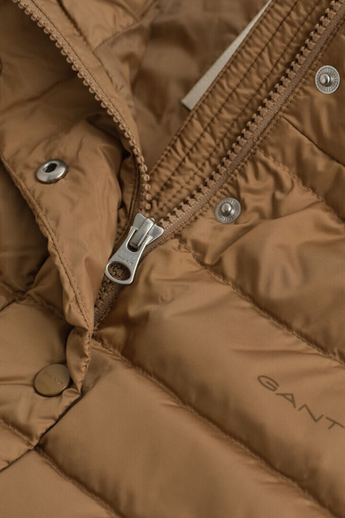 Light Down Vest