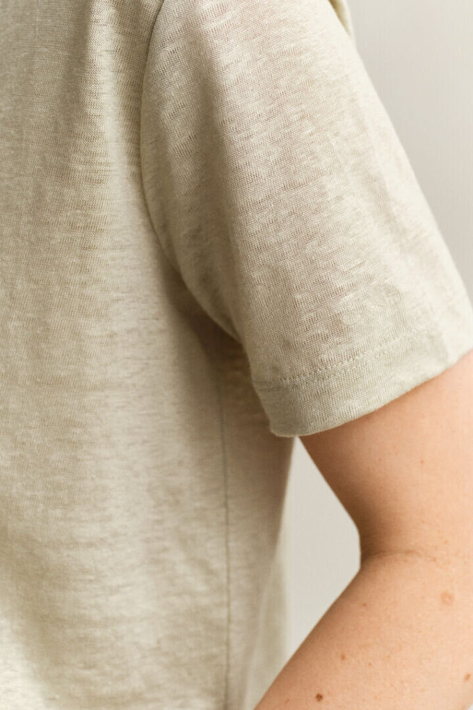 Linen V-Neck T-Shirt