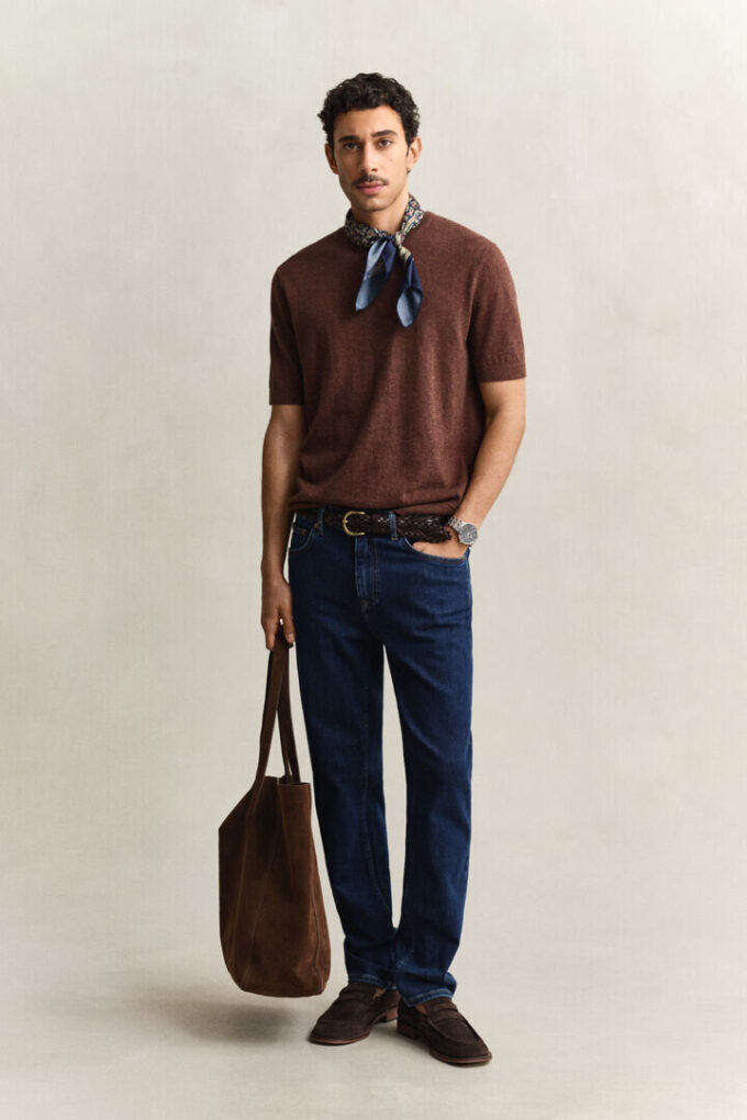 Regular Fit Clean Wash Jeans
