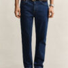Regular Fit Clean Wash Jeans