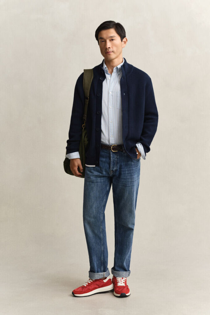 Ribbed Buttoned Cardigan