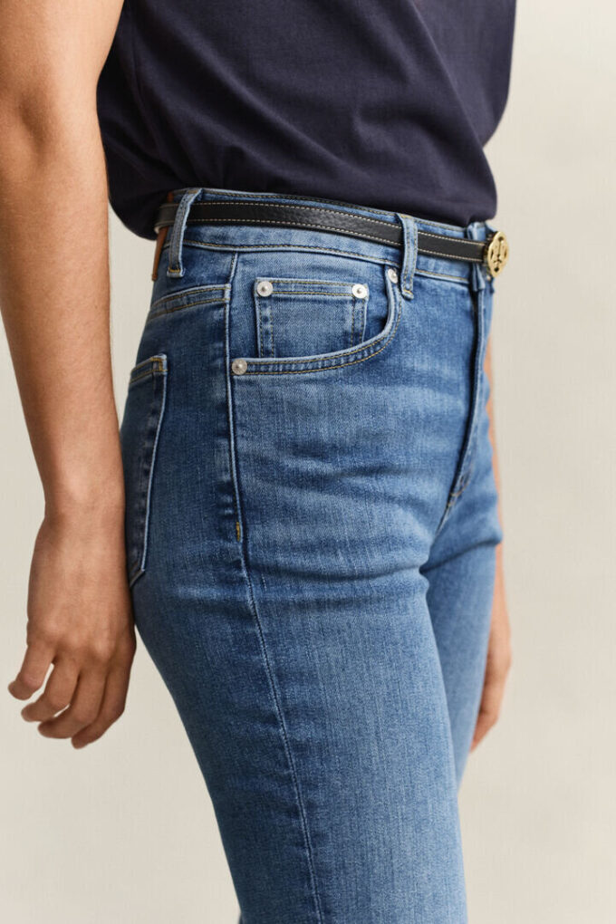Slim Cropped Jeans