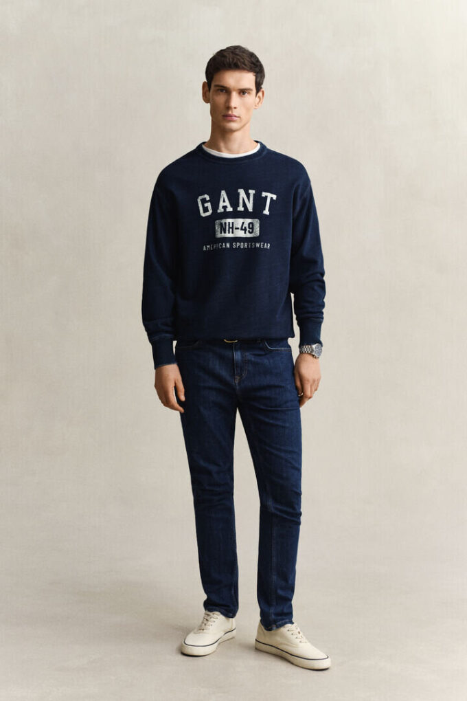 Slim Fit Clean Wash Jeans